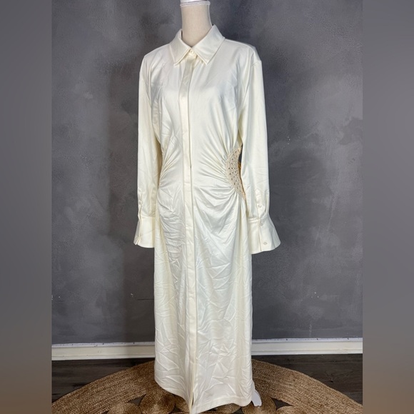 Rhoda Fossil Crochet Dress
Regular price
$795 - Picture 12 of 13